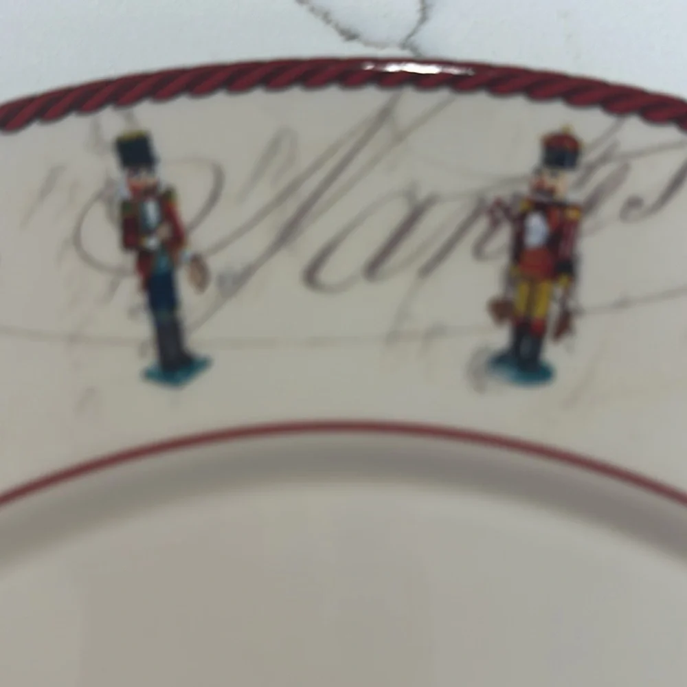 Williams Sonoma  Nutcracker Plate with Red Trim-set of 5